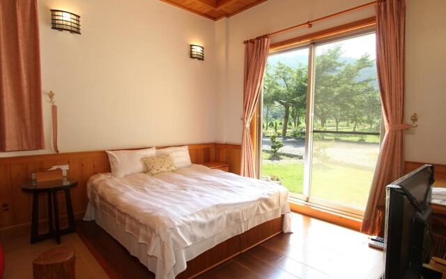 Seasons Inn B&B