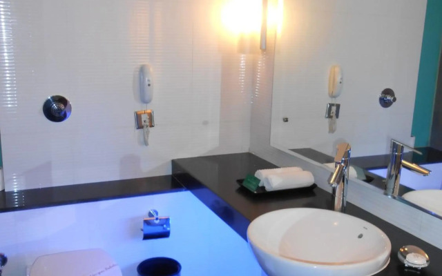 Citrine Hotel
