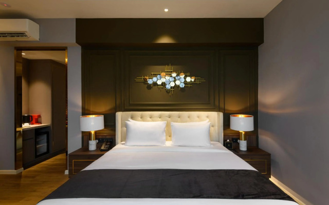 The Granite Luxury Hotel