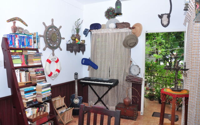 Reds Residency - Homestay