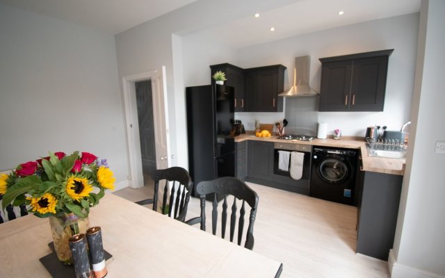 Ideal Lodgings in Royton