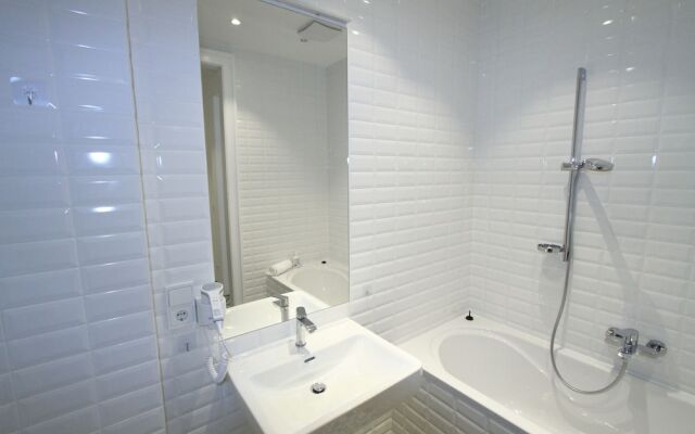 Edelweiss City Apartments State Opera