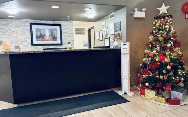 Super 8 Dawson Creek