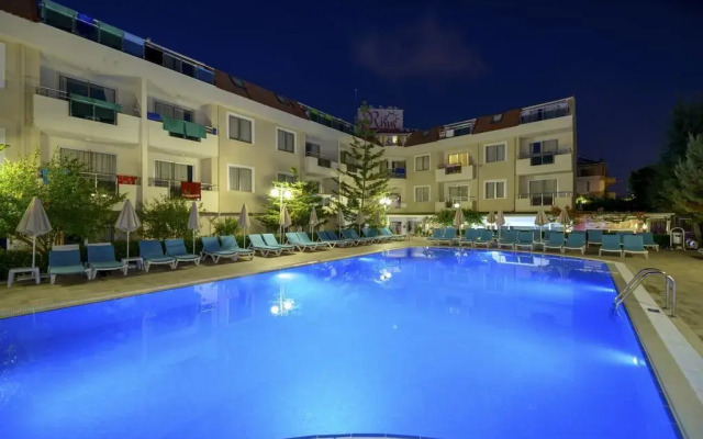 Akalia Suite Hotel & Spa