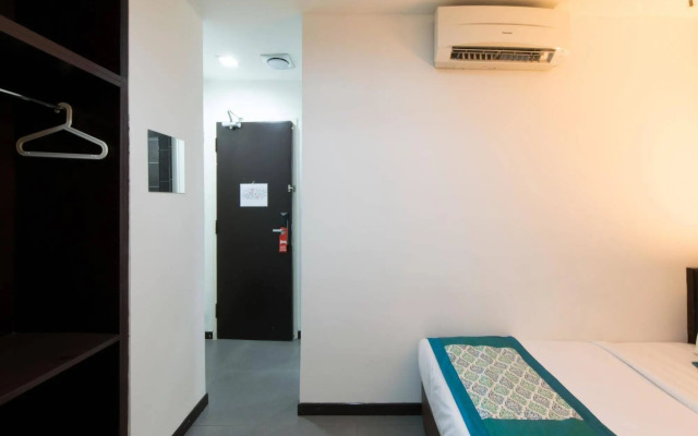 OYO Rooms Masjid India Merdeka Square