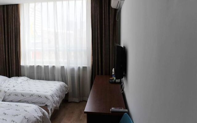 Shenyang Rugui Express Hotel