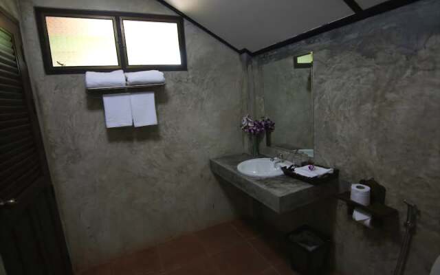 Little Teak Home Stay