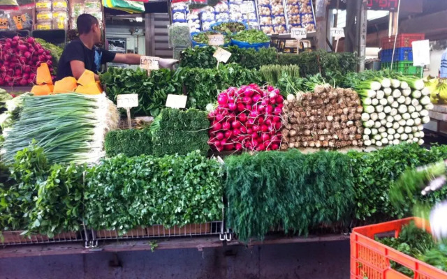 Carmel Market Designed Studio with Balcony