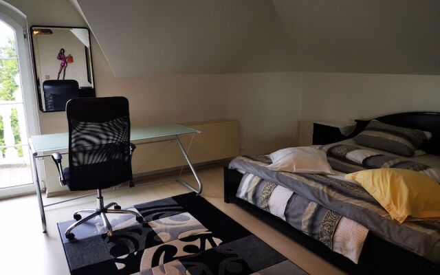2 Schlafzimmer Nähe Uniklinik Homburg