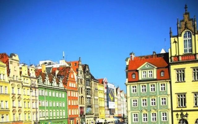 24W Apartments Old Town