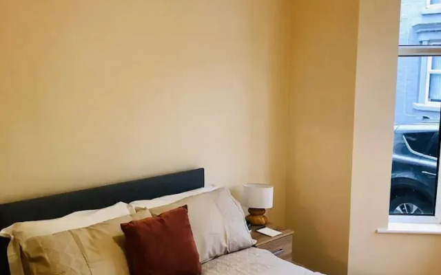Lux Apartments 3 Bedroom House Eton