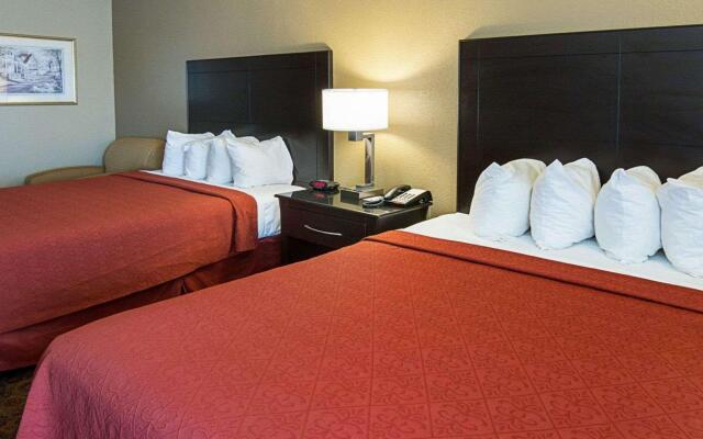 Quality Inn Magnolia