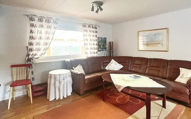 6 Person Holiday Home in Skummeslovsstrand