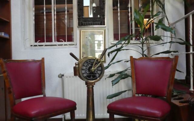 Hotel Columbus