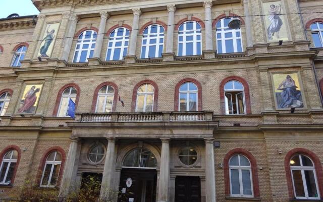 Unique Town Apartment. Clear Comfort.