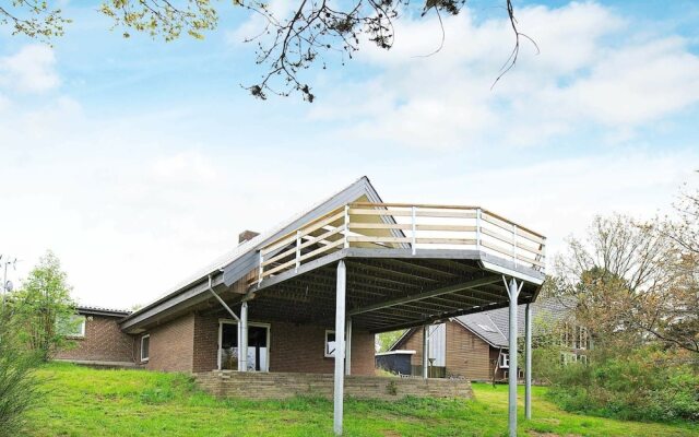 Pleasant Holiday Home in Ebeltoft With Private Whirlpool