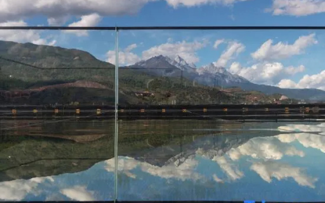 Puya Court · Snow Mountain View | Sky Garden Resort Homestay (Shuhe Ancient Town, Lijiang) – Outside – Lijiang