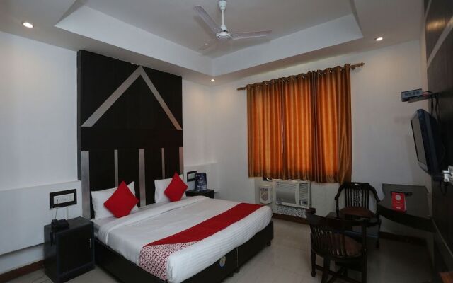 Hotel Marigold Drive Inn  by OYO Rooms