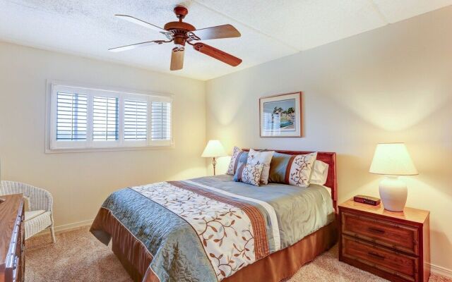 Coastal Condo with Ocean Viewing Pleasure by RedAwning