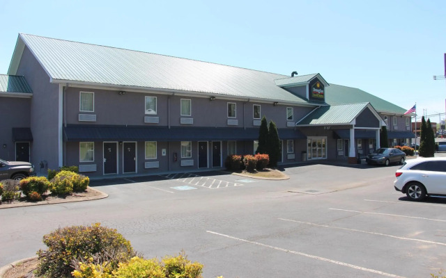 Douglas Inn And Suites