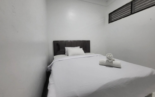 Pandu Lakeside Hotel Tuktuk