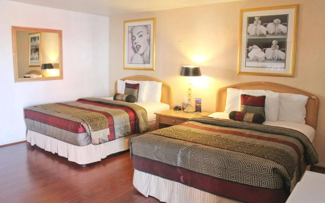 El Trovatore Motel