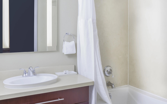 Staybridge Suites: Las Vegas - Stadium District by IHG