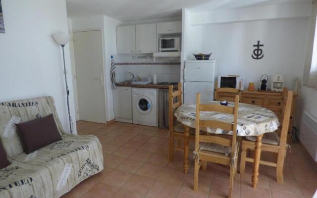 Appartement Saintes-Maries-de-la-Mer, 2 pièces, 4 personnes - FR-1-475-27