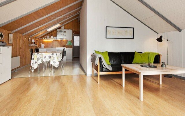 Relaxing Holiday Home in Vejby Hovedstaden With Terrace