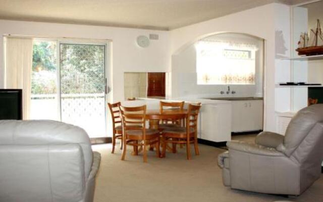 Bentley 3 North Street