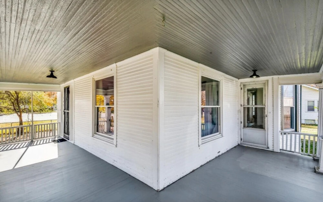 Gorgeous 5 Bedroom in Wichita KS