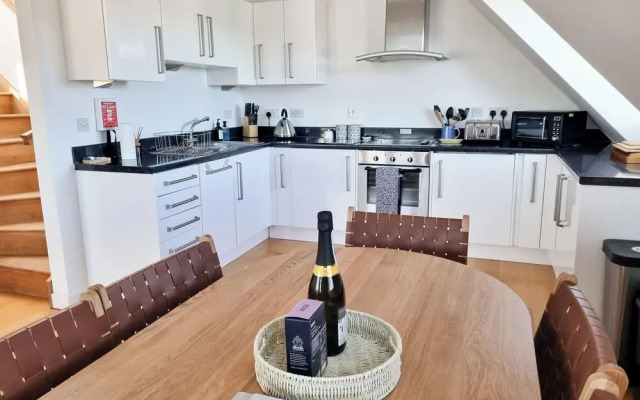 Number 10 The Penthouse