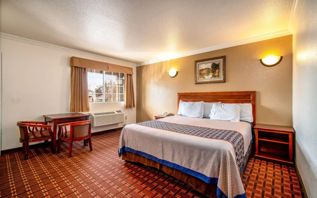 Regency Inn & Suites