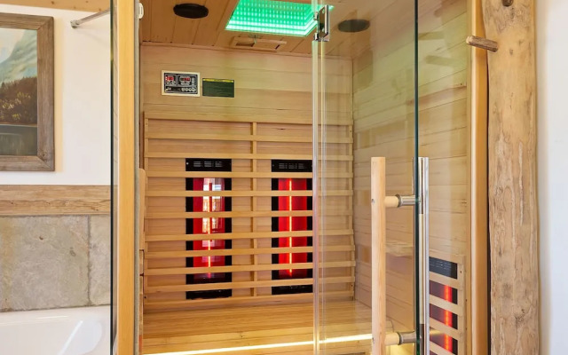 Holiday House With Sauna in Sankt Margarethen