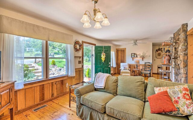 Charming Cottage < 10 Mi to Wineries & Skiing!
