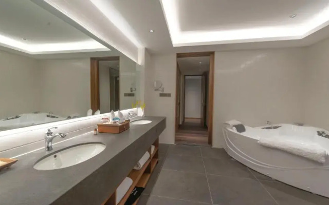 Narada Resortspa Nanxun Giant