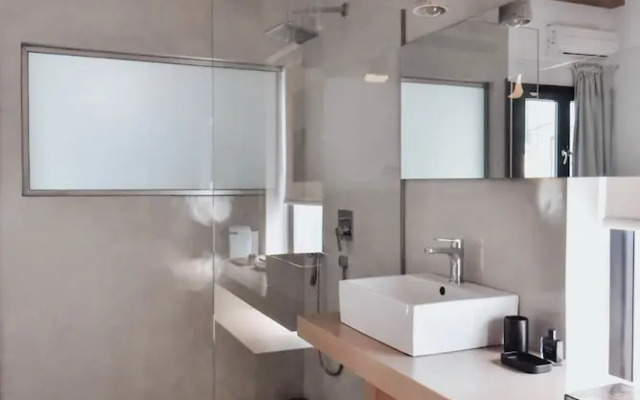 Ikaros Suites