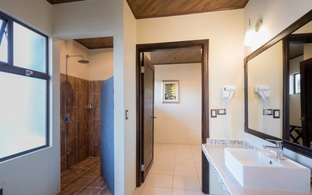 Casa Luna Hotel