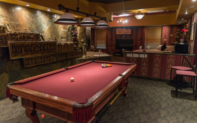 Mariaggi's Theme Suite Hotel & Spa
