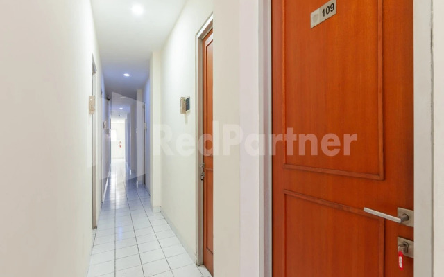 Orange Garden 47 RedPartner