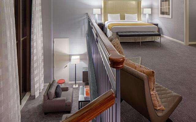 DoubleTree by Hilton Hotel Houston - Greenway Plaza