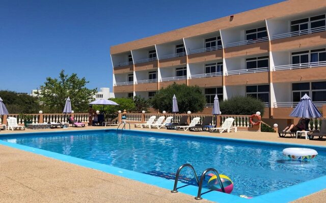 Troulis Aparthotel