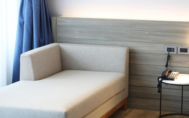 The Signature Hotel Airport (SHA Extra Plus)