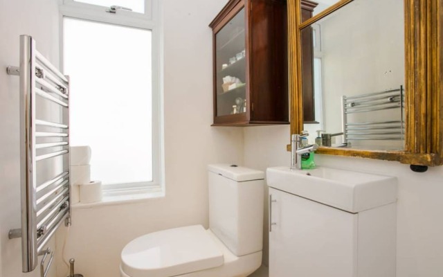 Studio Flat Near Portobello Road