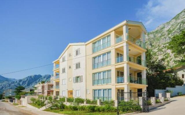 Lavender House Apartment