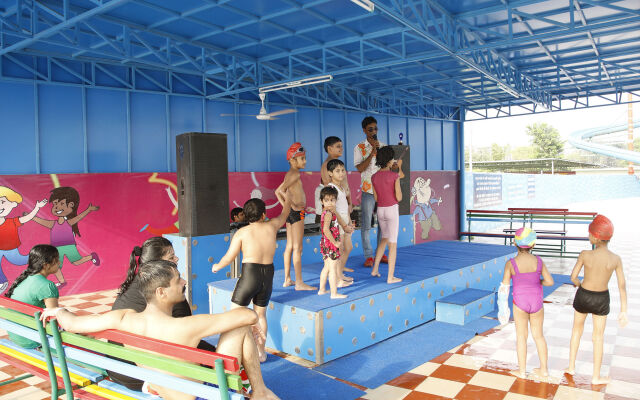 Aapno Ghar Resort