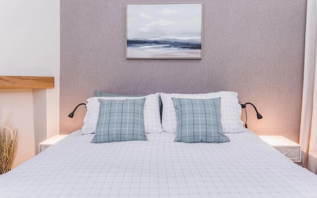 NEW Sleek 1BD Edinburgh City Centre Stay