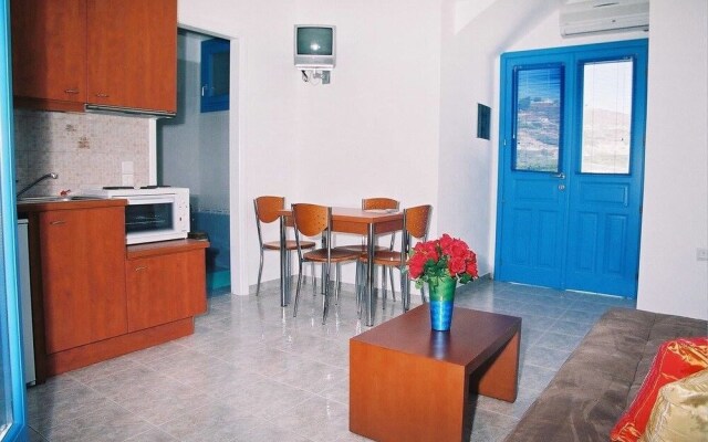 Moustakas Beach Hotel