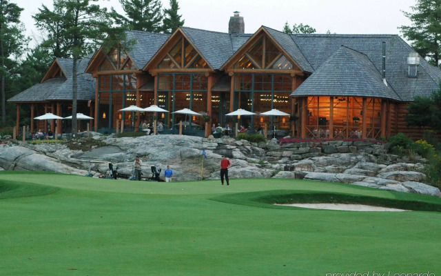 Rocky Crest Golf Resort