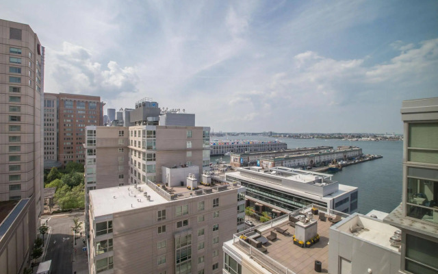 Boston Harbor View Luxury Suites